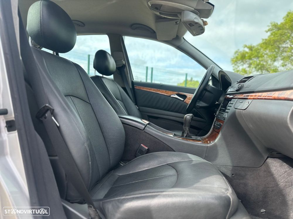 Mercedes-Benz E 270 CDi Elegance - 19