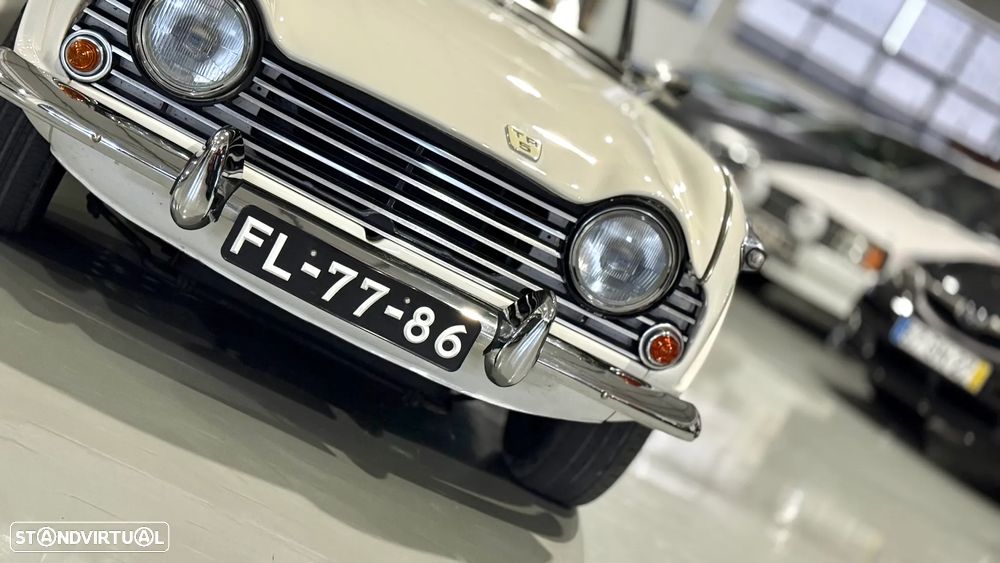 Triumph TR5 - 9