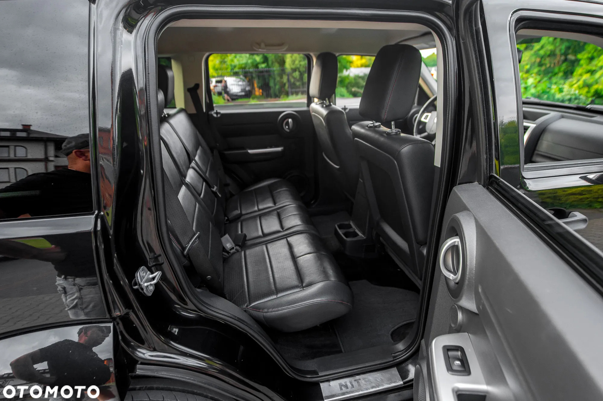 Dodge Nitro 2.8 CRD RT - 10