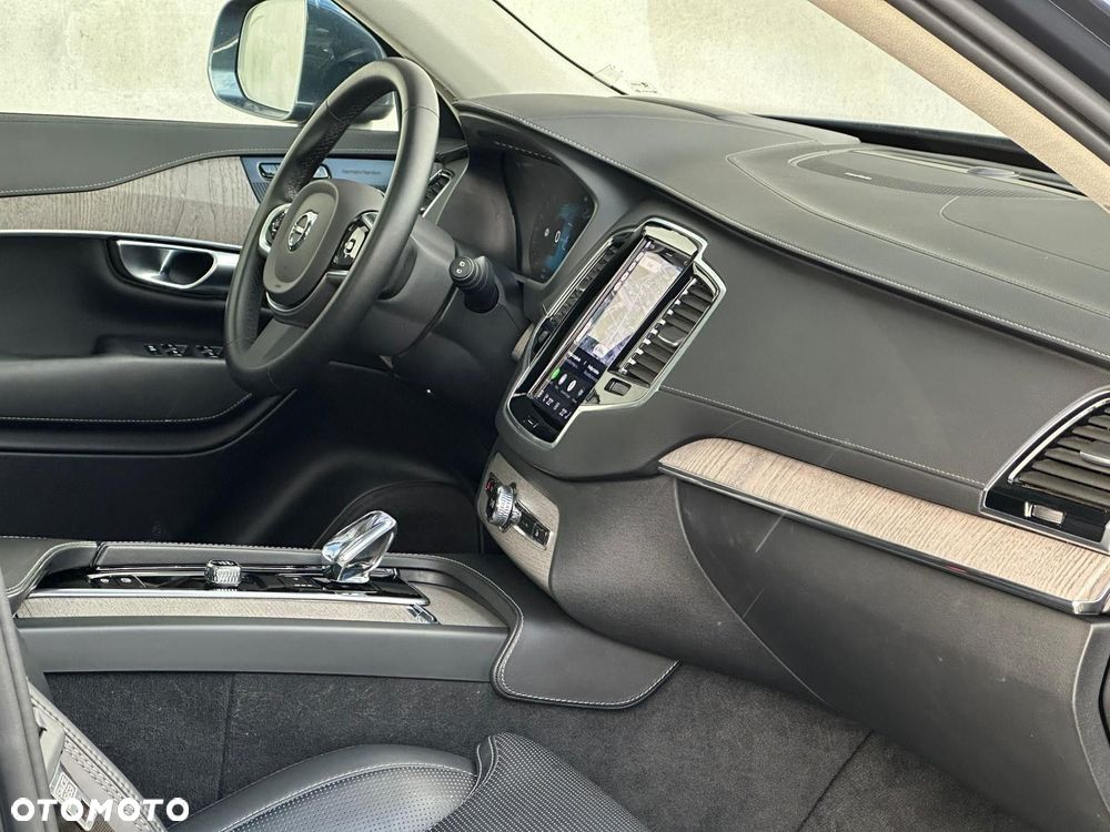 Volvo XC 90 - 37