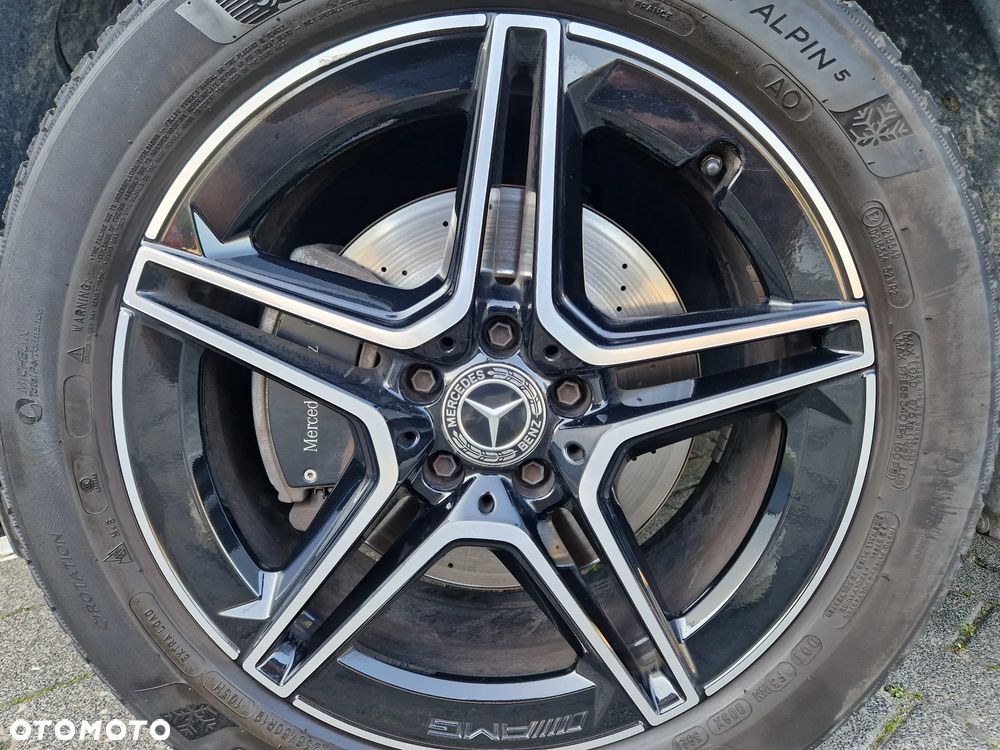 Mercedes-Benz GLB 200 d AMG Line 8G-DCT - 22