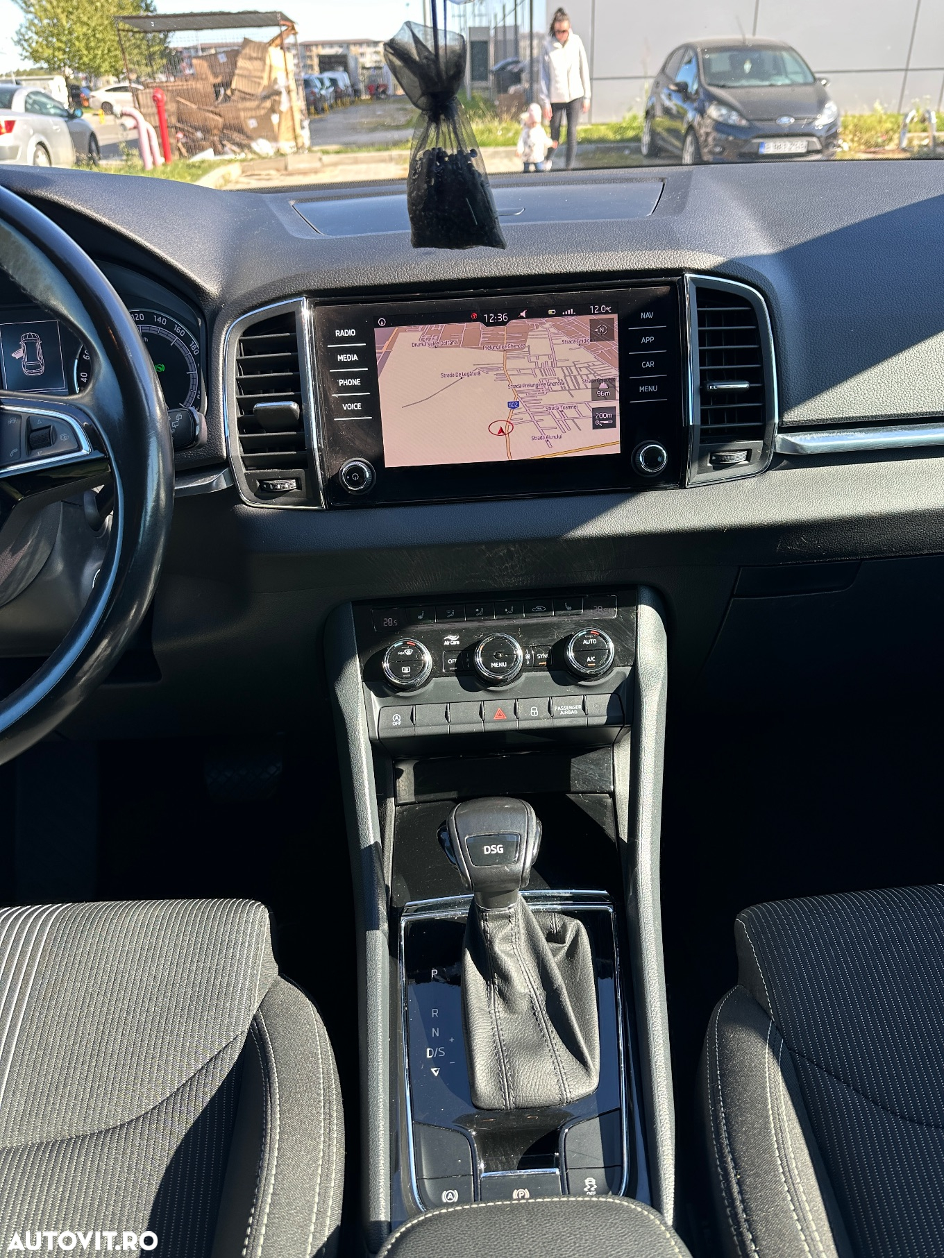 Skoda Karoq 1.6 TDI DSG Style - 13