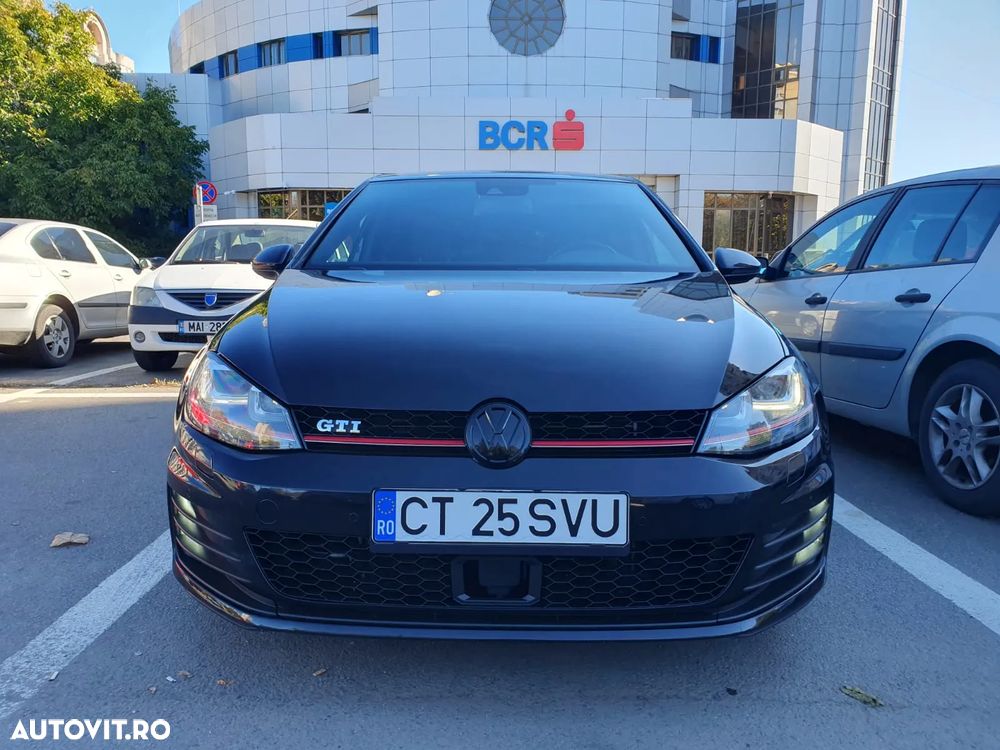 Volkswagen Golf 2.0 TSI BMT DSG GTI - 1