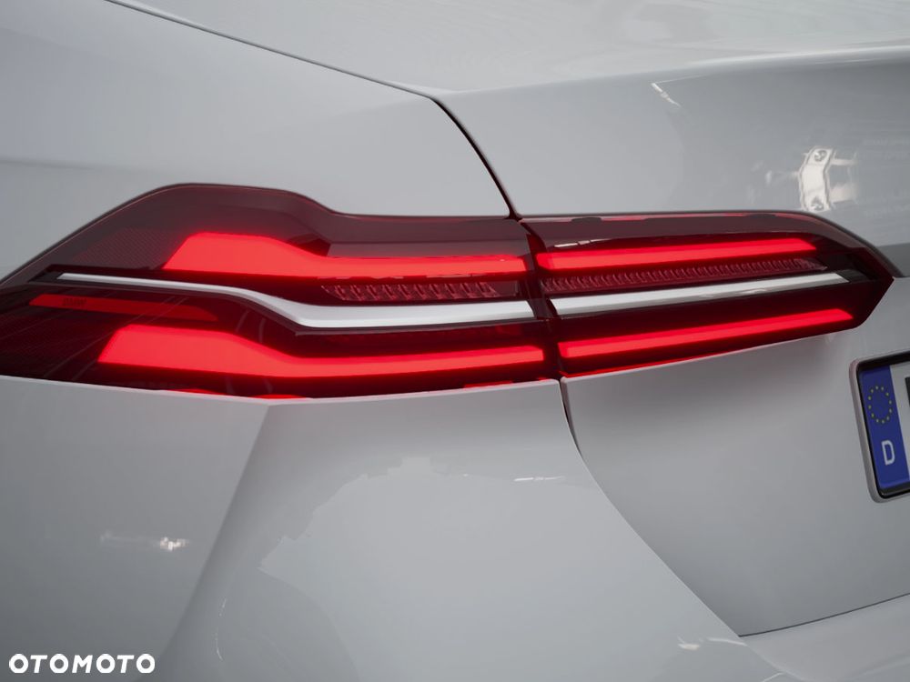 BMW Seria 5 - 11