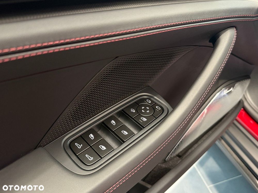 Porsche Panamera - 17
