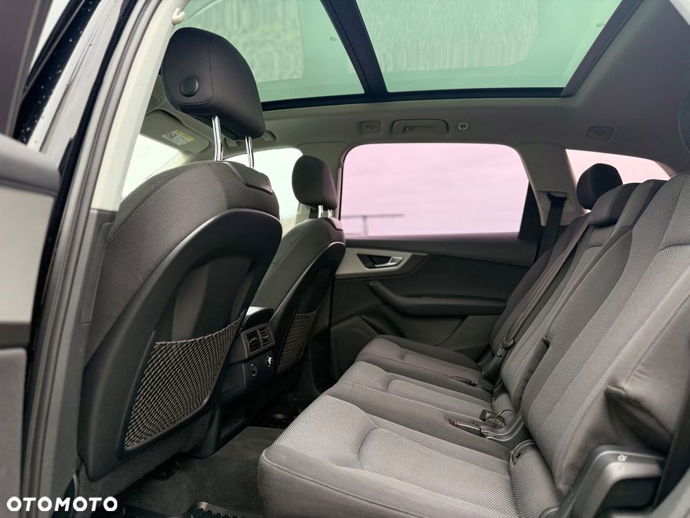 Audi Q7 - 11
