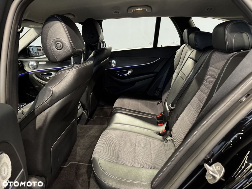 Mercedes-Benz Klasa E - 11