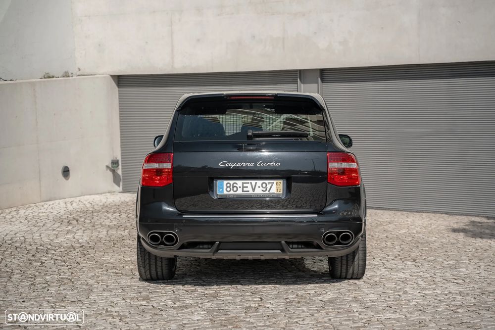Porsche Cayenne Turbo - 9