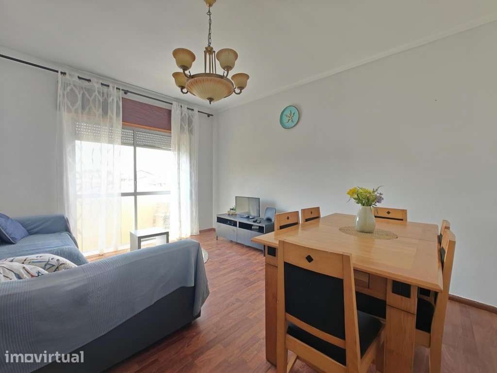 Apartamento T3 com boa exposição solar e ótima rentabilidade - Grande imagem: 4/25