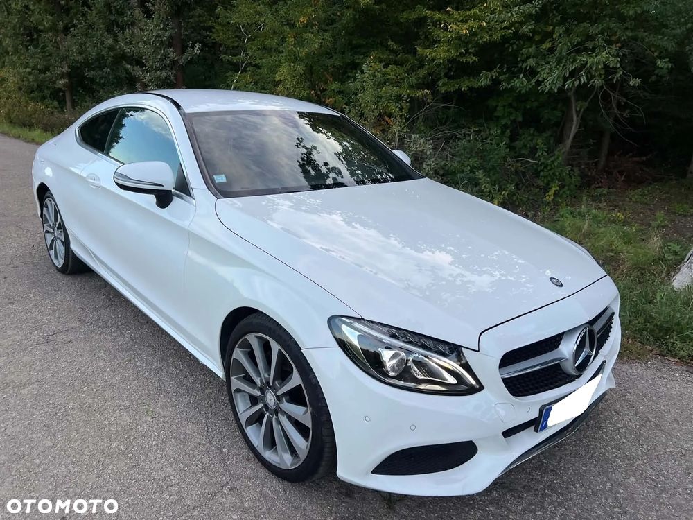 Mercedes-Benz Klasa C 180 Edition - 34