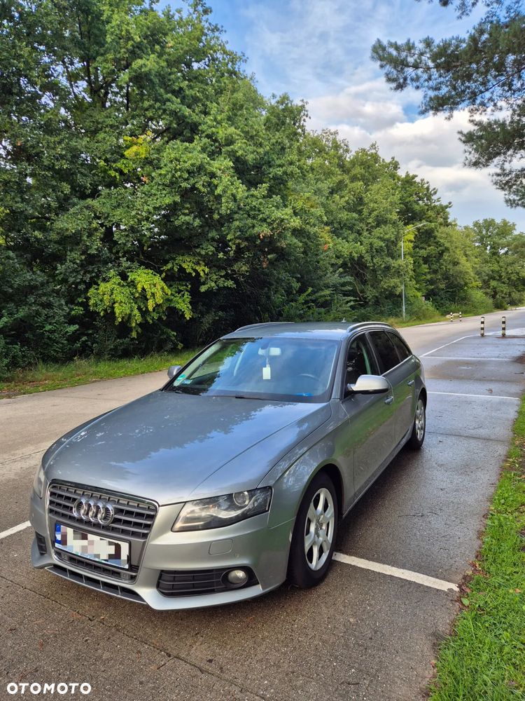 Audi A4 - 1