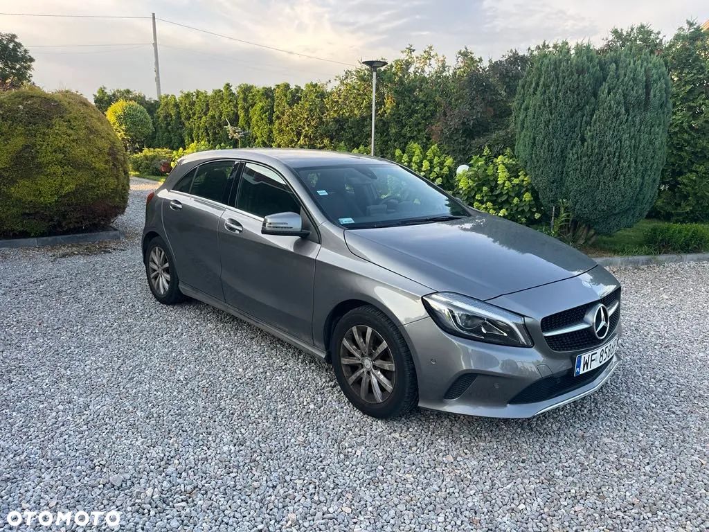 Mercedes-Benz Klasa A 180 (BlueEFFICIENCY) 7G-DCT - 1