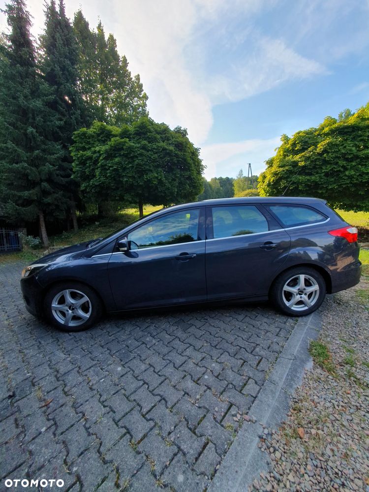 Ford Focus - 24