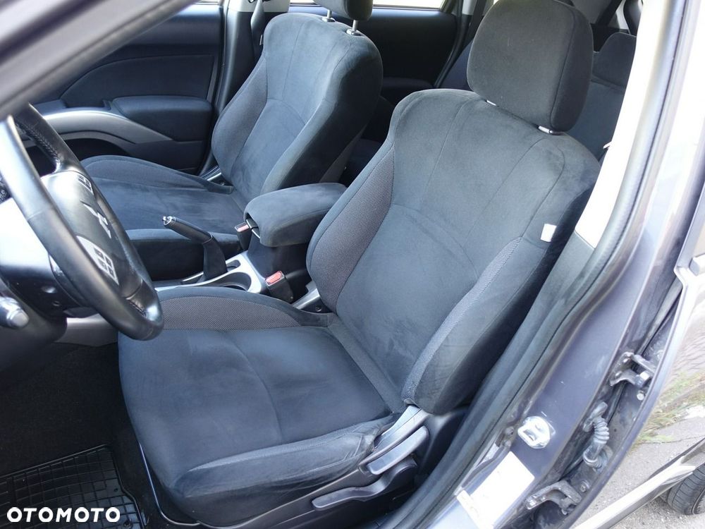 Mitsubishi Outlander 2.4 4WD Intense - 15