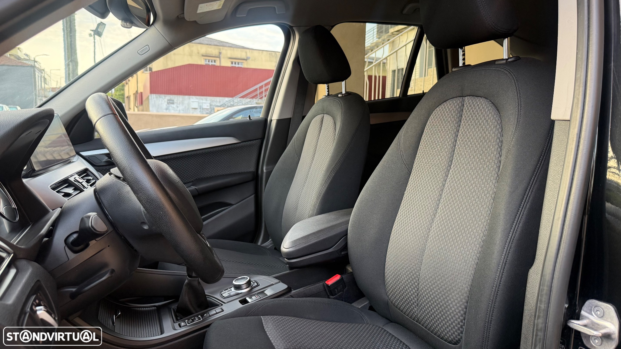 BMW X1 16 d sDrive Line Sport - 7