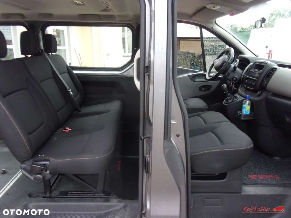 Renault Trafic - 16