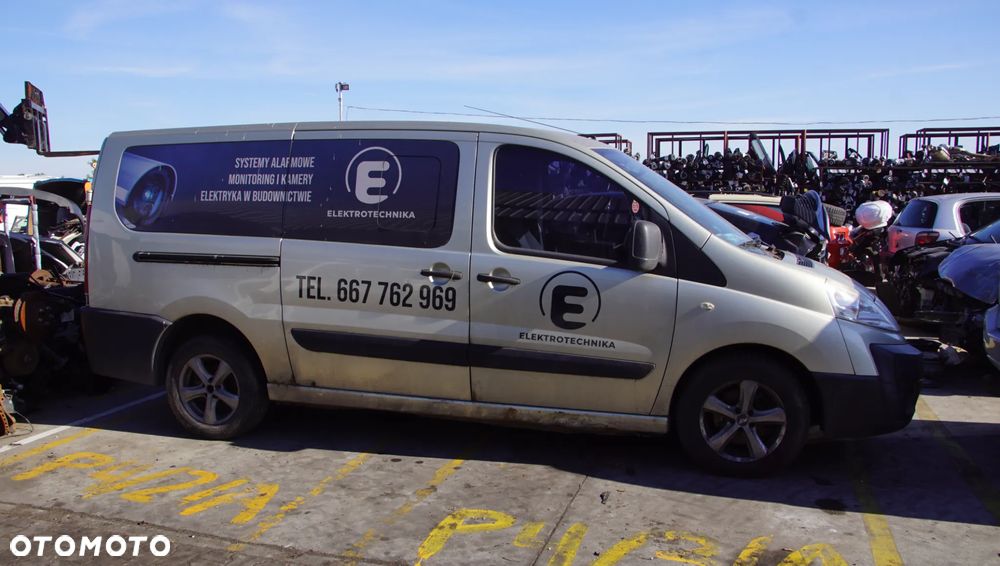 Auto na części - Peugeot Expert II 2.0 HDI 120 KM RHK 20MB12 KCY 2008R Silnik Skrzynia Drzwi Maska Zderzak Błotnik Lampa Lusterko Deska Kokpit Sterownik Moduł Czujnik Licznik Panel Kierownica - 2