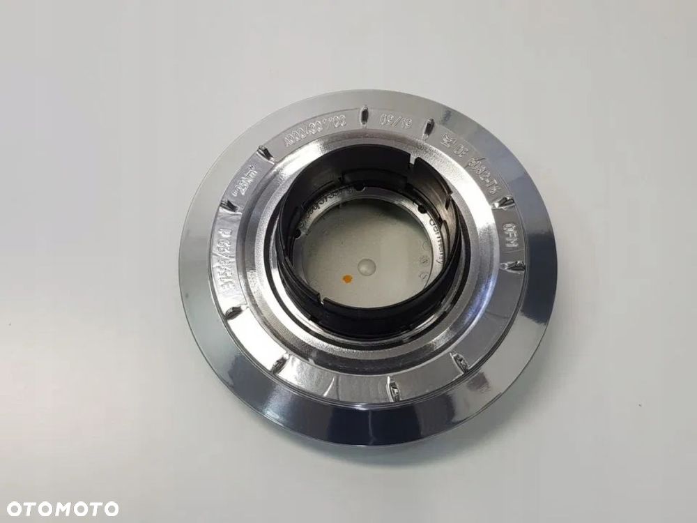 NOWY DEKIELEK FELGI MERCEDES C63 E63 AMG ORYGINAŁ - 3