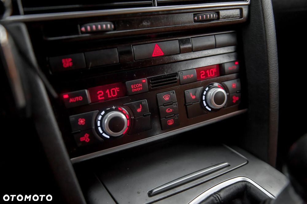 Audi A6 Avant 3.0 TDI DPF quattro - 32