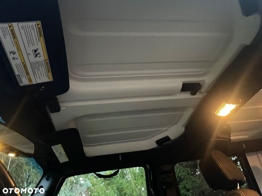 Jeep Wrangler - 17