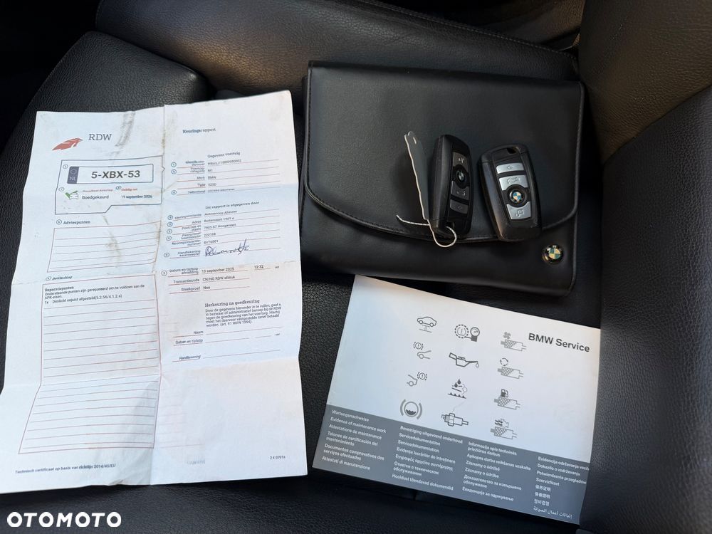 BMW Seria 5 525d Luxury Line - 38