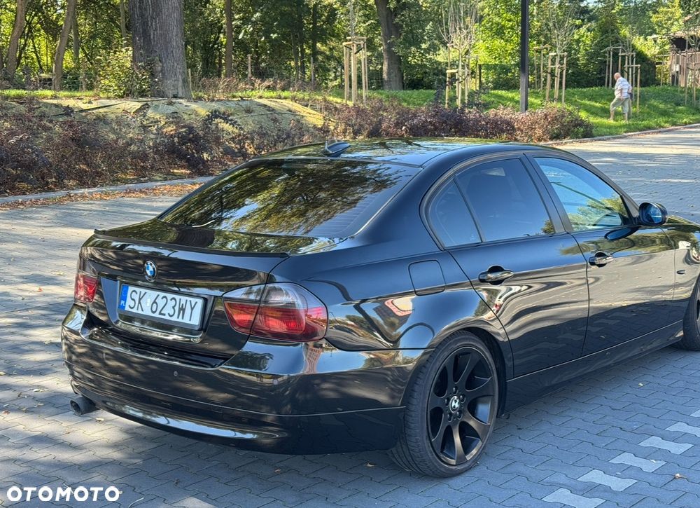 BMW Seria 3 318d - 4