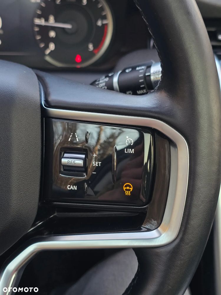 Land Rover Discovery Sport - 32