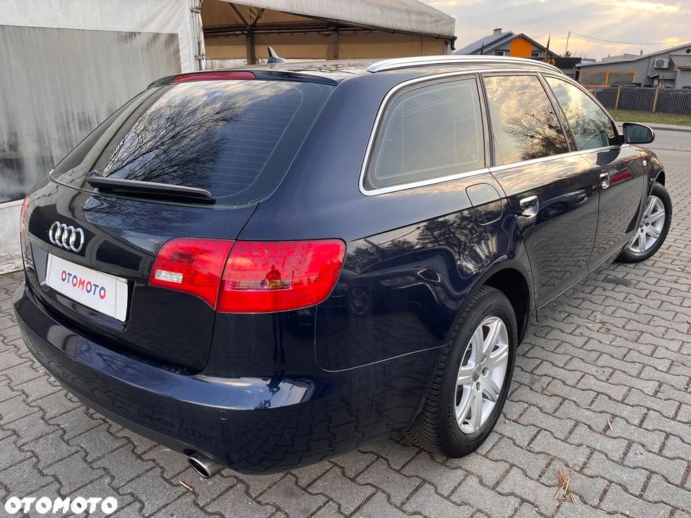 Audi A6 Avant 2.4 - 3