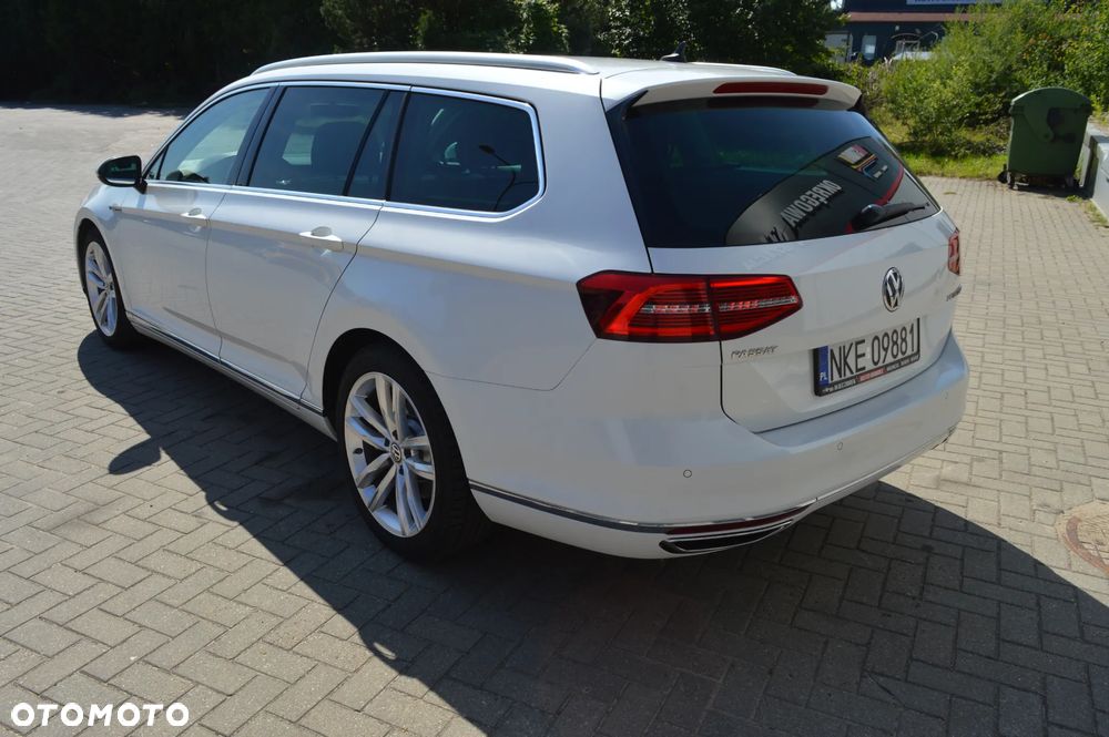 Volkswagen Passat 2.0 TDI Bi-Turbo BMT 4Mot Highline DSG - 9
