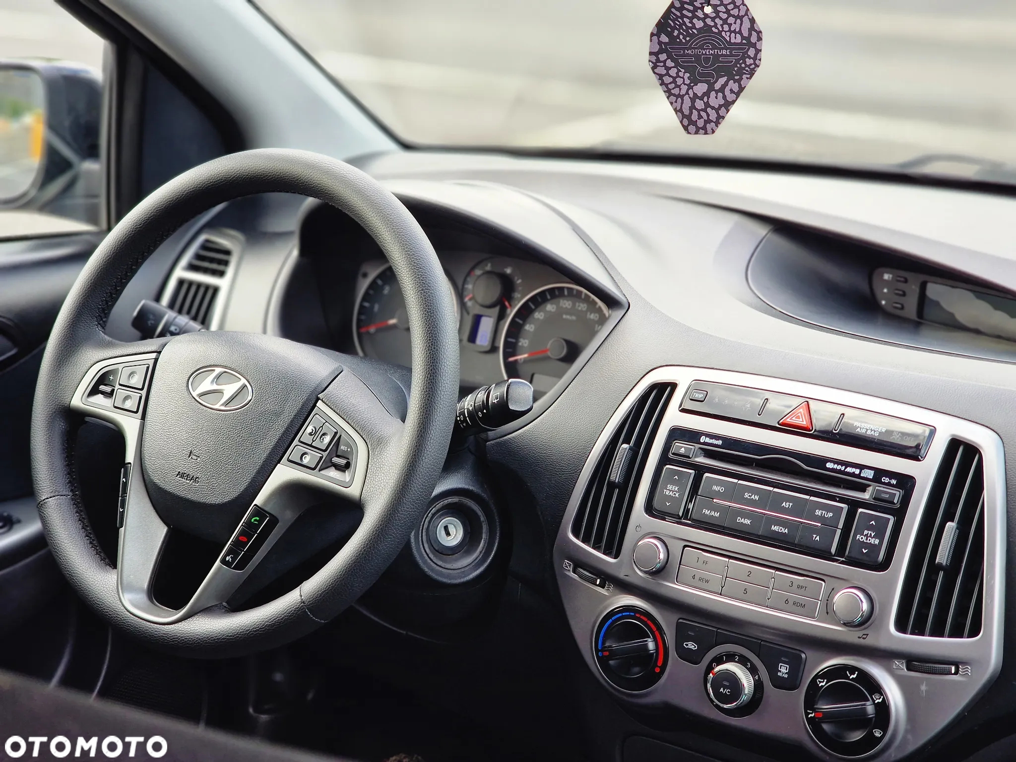 Hyundai i20 - 10