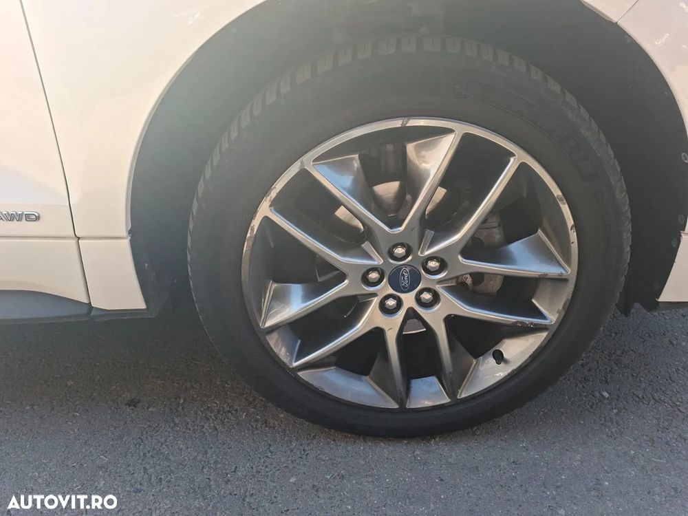 Ford Edge 2.0 TDCi Bi-Turbo 4x4 ST-LINE - 8