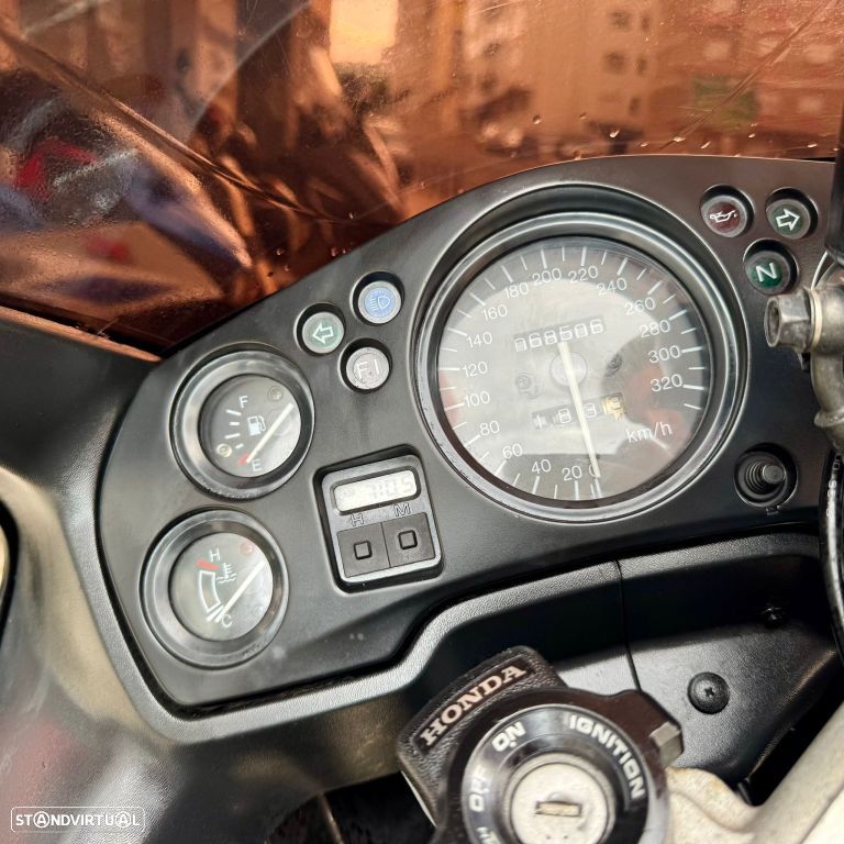 MV Agusta Brutale R - 16