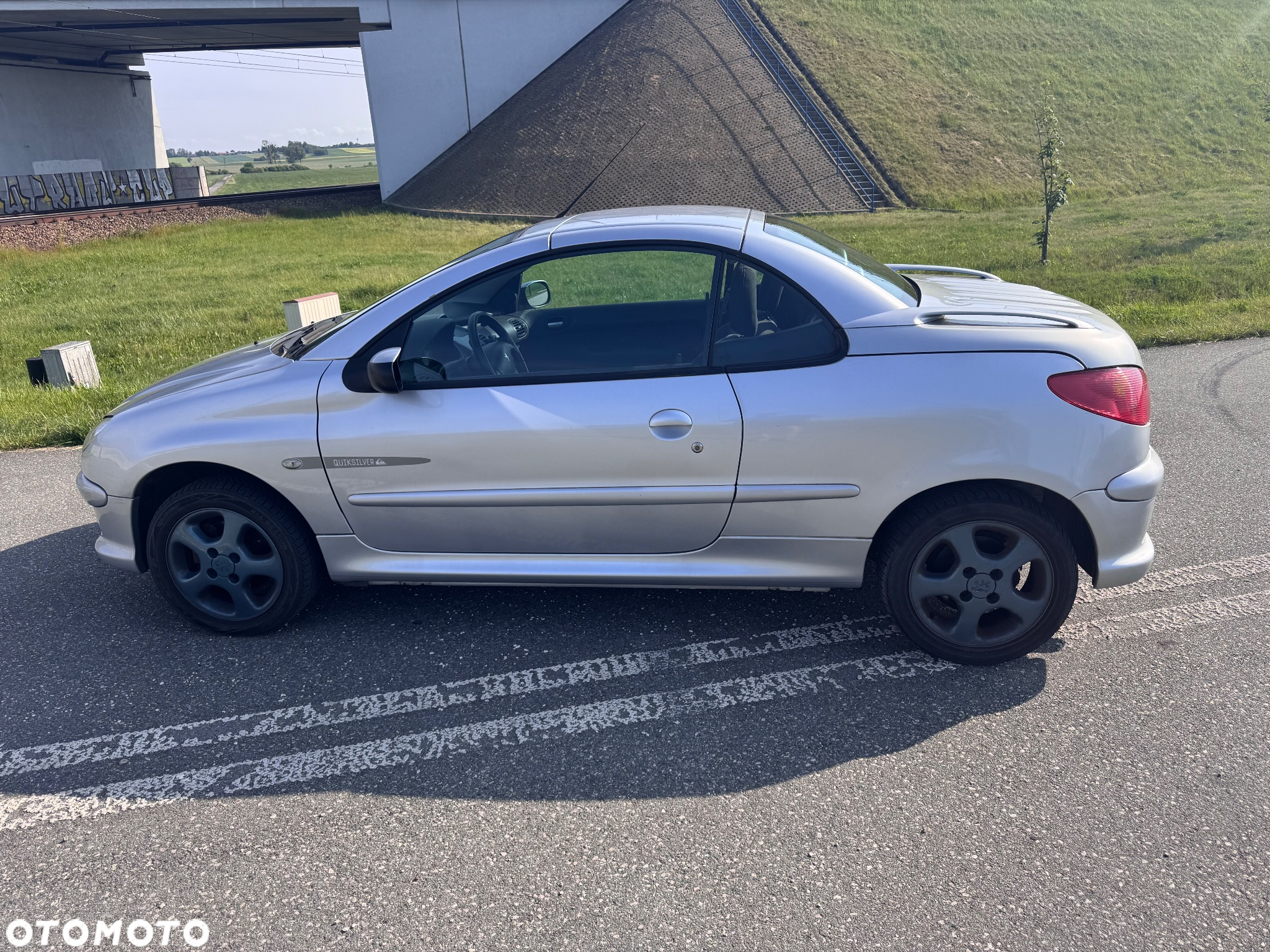Peugeot 206 CC - 2
