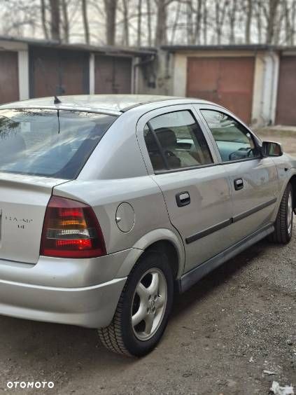 Opel Astra - 14