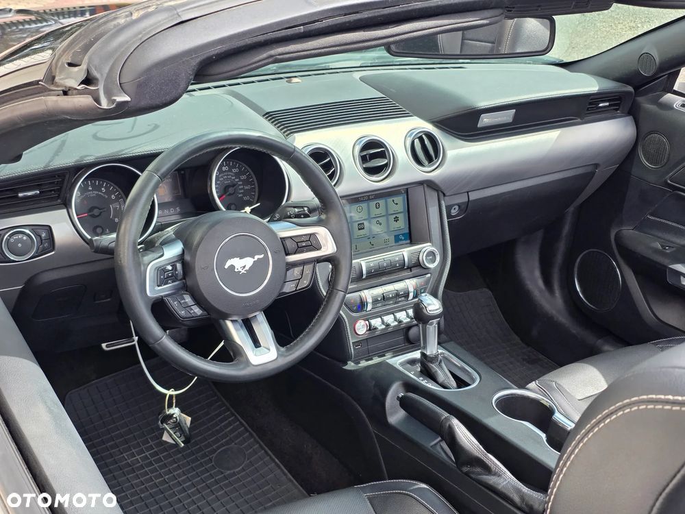 Ford Mustang Cabrio 2.3 Eco Boost - 4