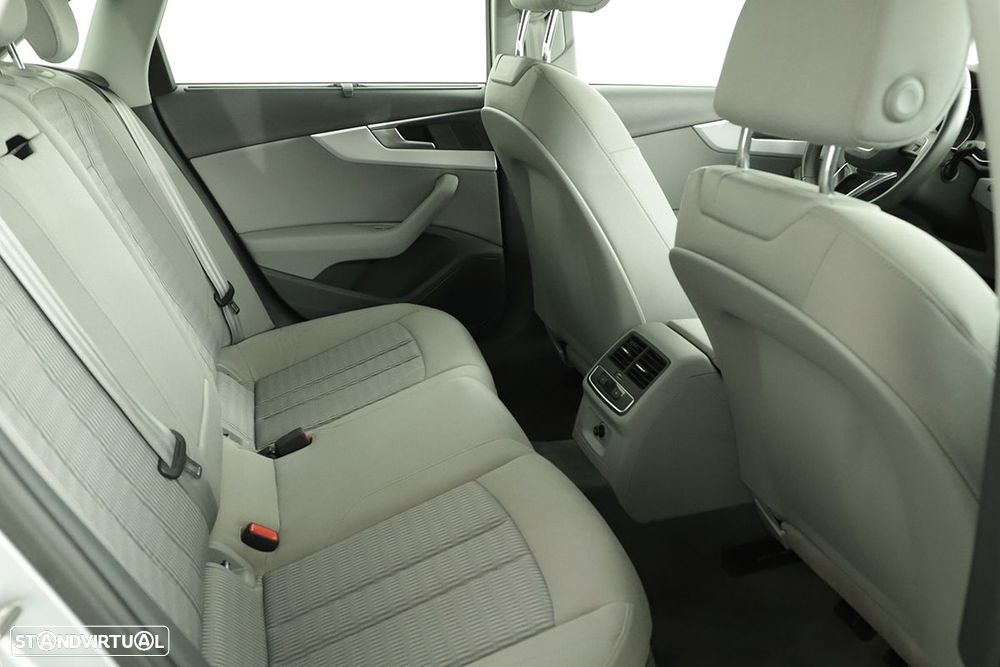 Audi A4 3.0 TDI V6 quattro Design Tiptronic - 22