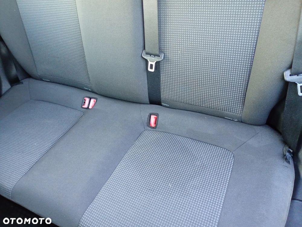 Opel Corsa 1.2 16V Enjoy - 6