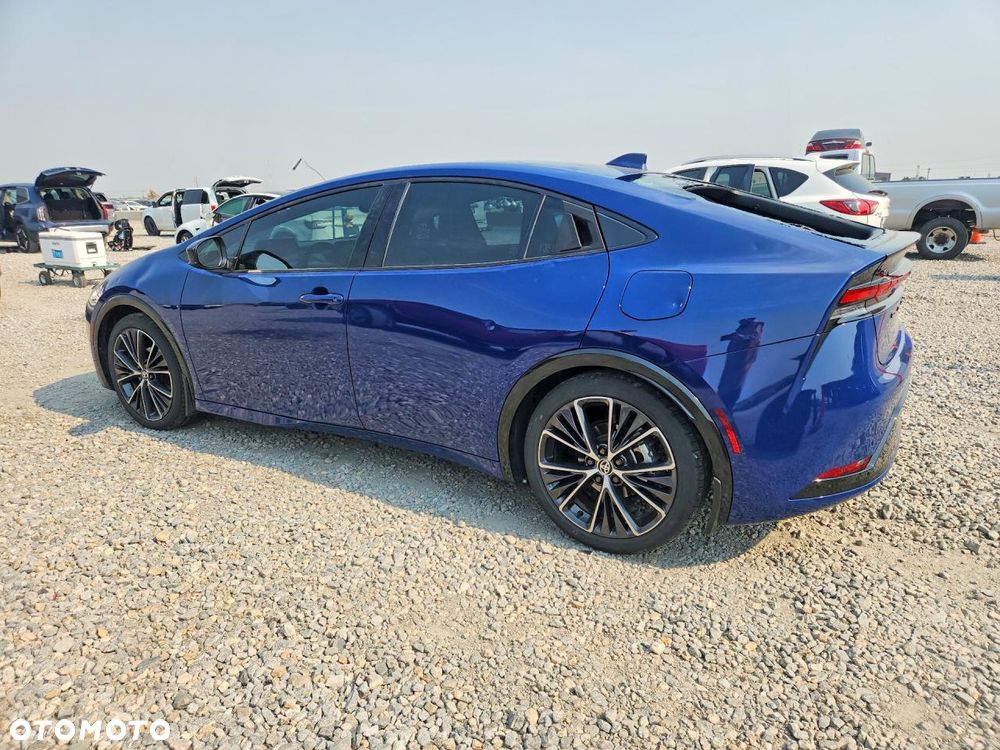 Toyota Prius - 2