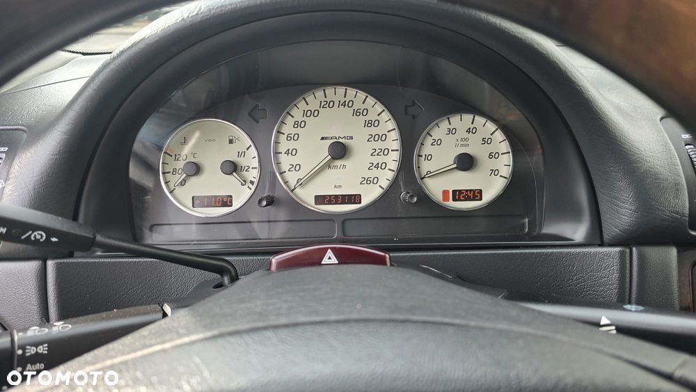 Mercedes-Benz ML - 7