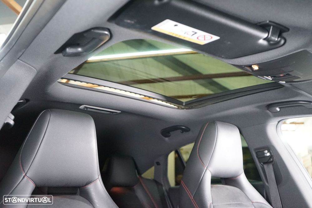 Mercedes-Benz CLA 180 - 39