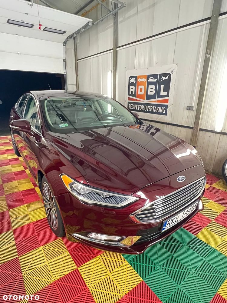 Ford Fusion - 1