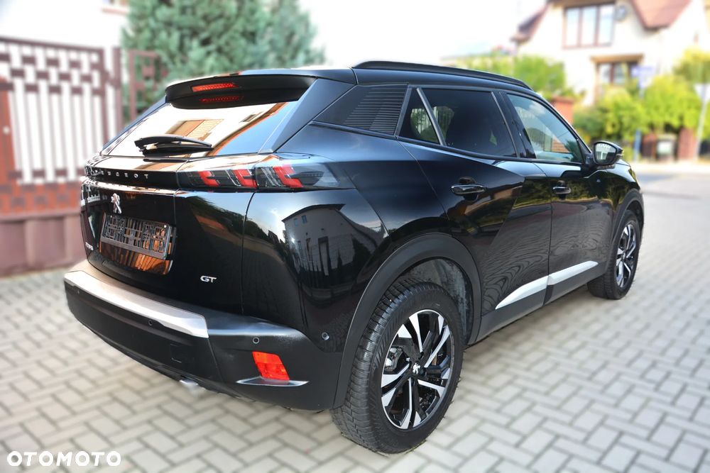 Peugeot 2008 ver-bluehdi-130-gt-s-s-eat8 - 13