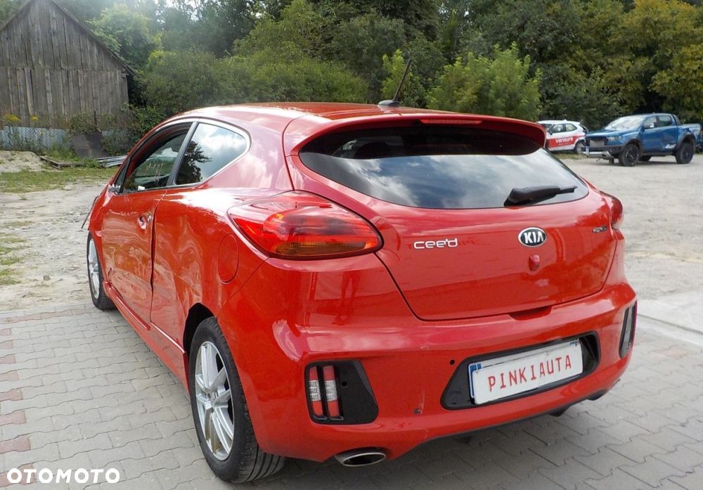 Kia Ceed - 15