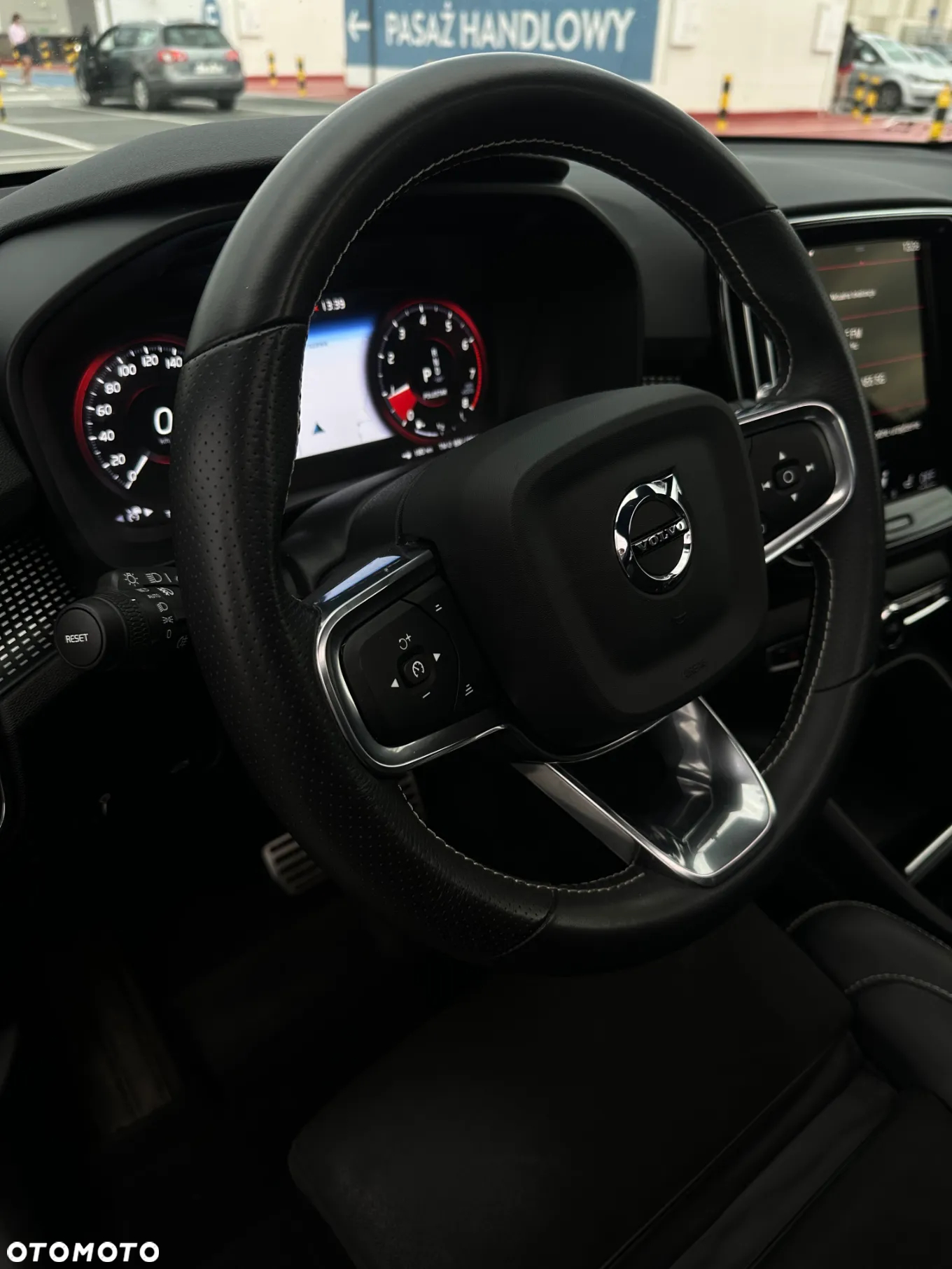 Volvo XC 40 T5 AWD R-Design - 20