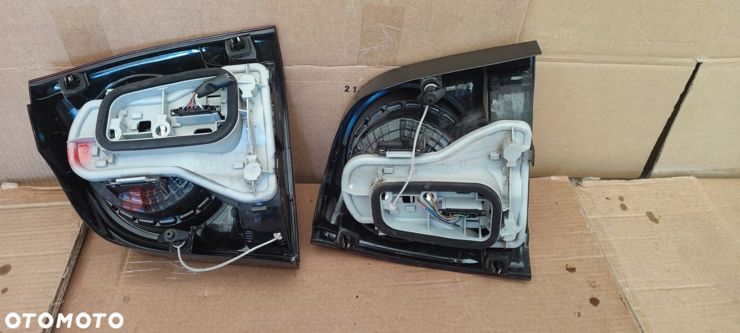 VW POLO 9N FL LIFT LAMPA LAMPY TYŁ TYLNE LEWA  PRAWA ŁADNE KOMPLET - 7