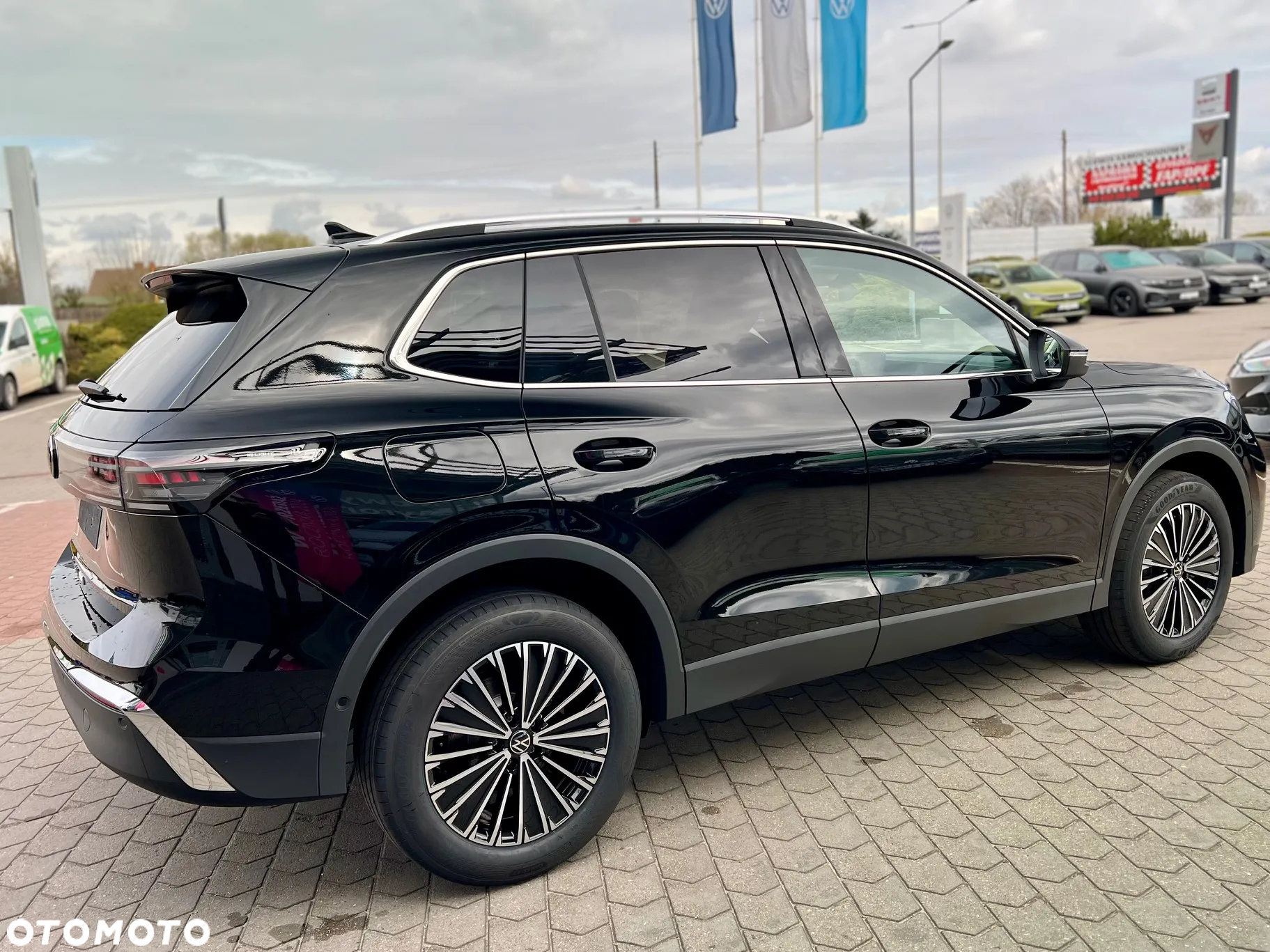 Volkswagen Tiguan 2.0 TDI Elegance DSG - 6