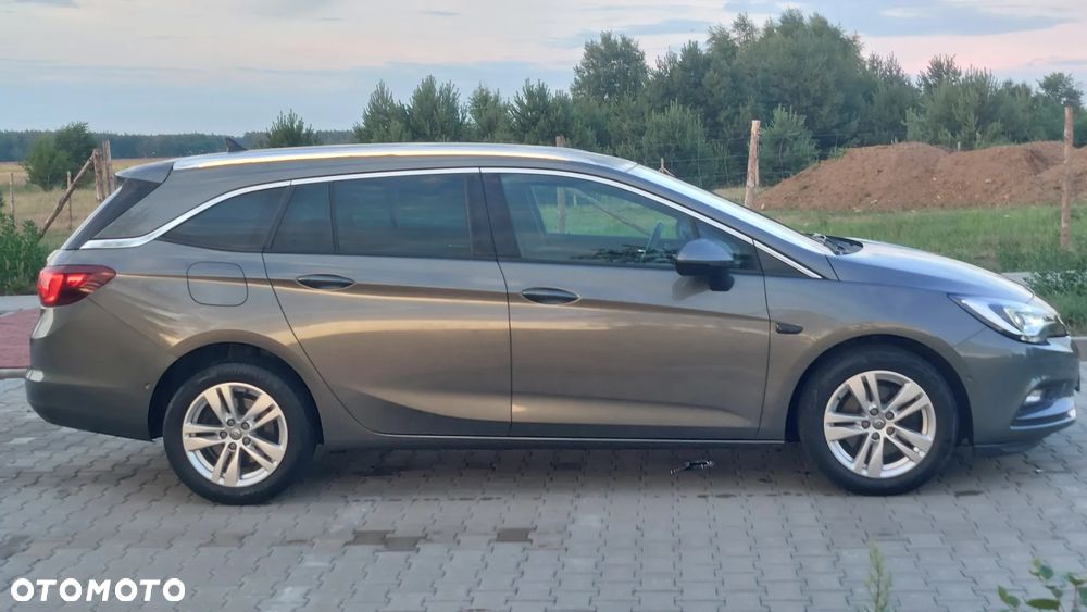 Opel Astra 1.6 D Start/Stop Sports Tourer Innovation - 10