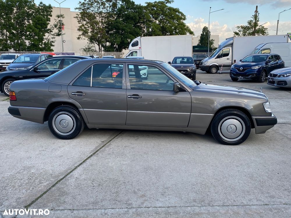 Mercedes-Benz W124 - 13