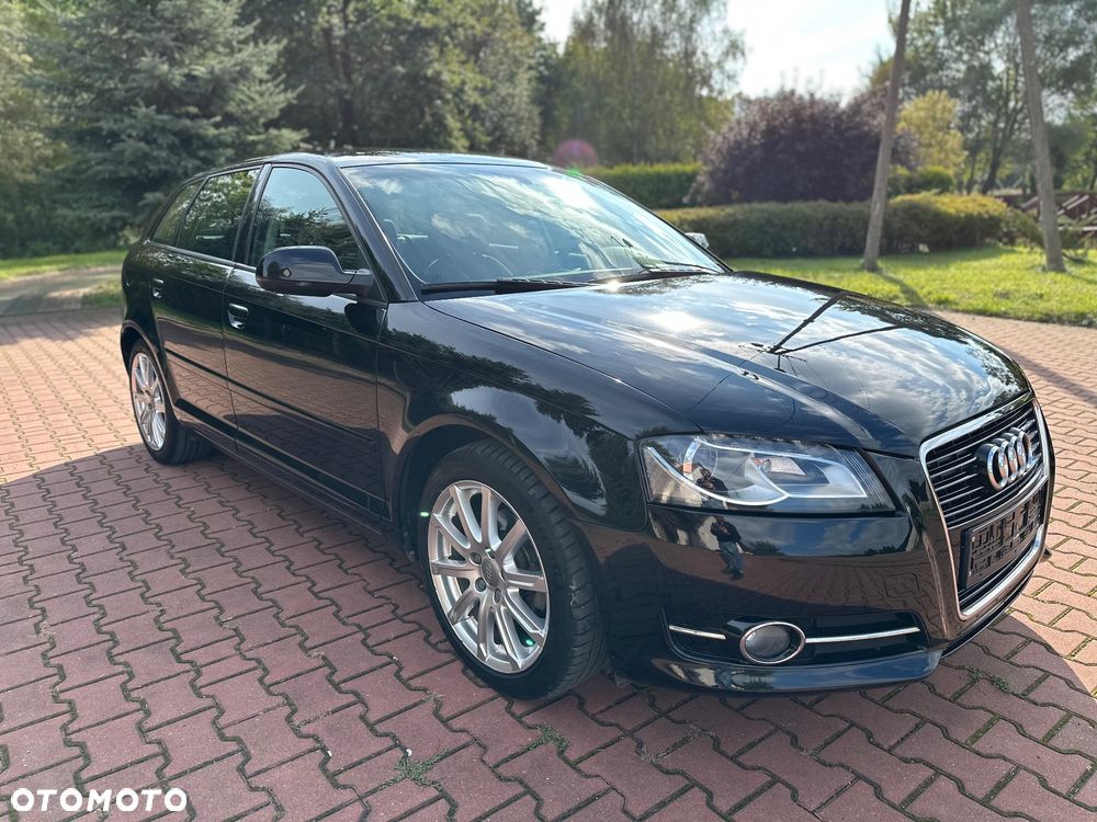 Audi A3 Sportback 1.6 TDI DPF Ambiente - 34