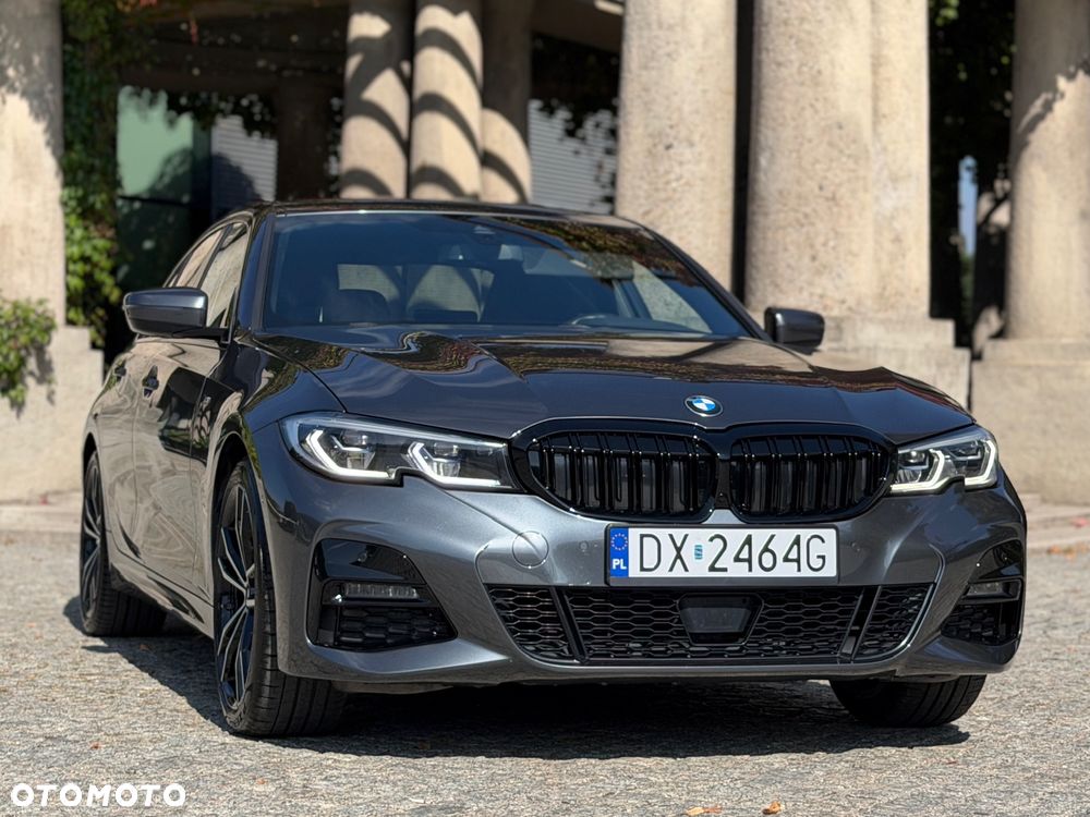 BMW Seria 3 320d Edition M Sport Shadow - 4